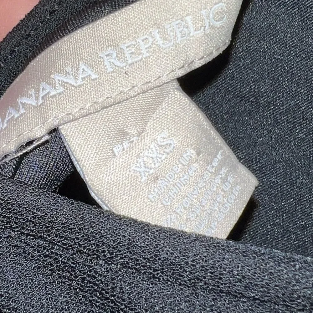 Banana Republic Black Bodycon Boatneck Open Back Little Black Dress Size XXS - Picture 2 of 5